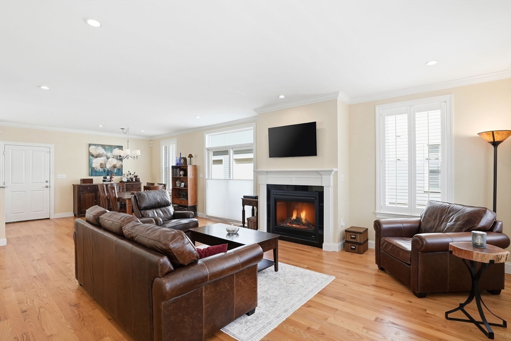 22 Grampian Way # 22