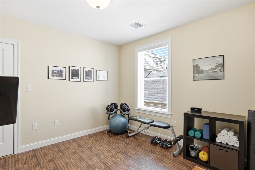 22 Grampian Way # 22