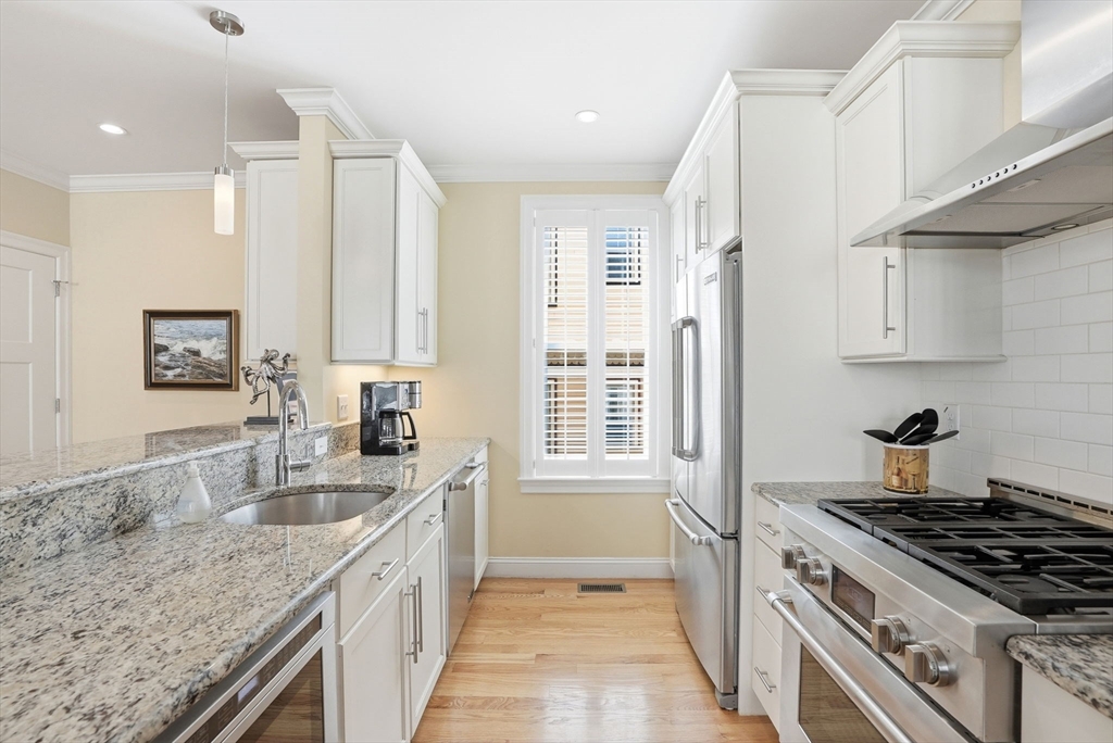 22 Grampian Way # 22