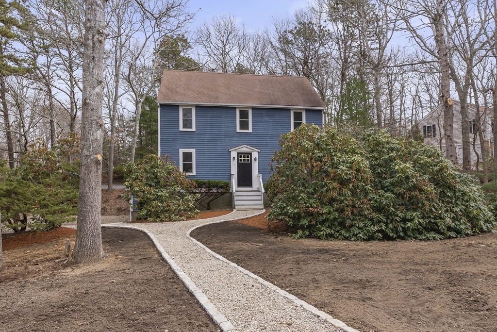 1 Forest Rd
