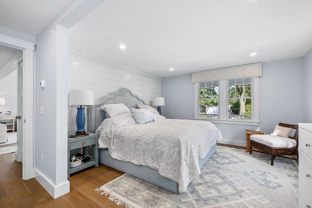 21 Cockachoiset Ln