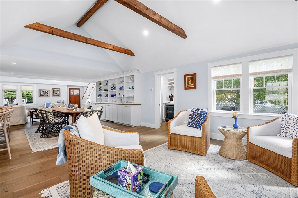 21 Cockachoiset Ln