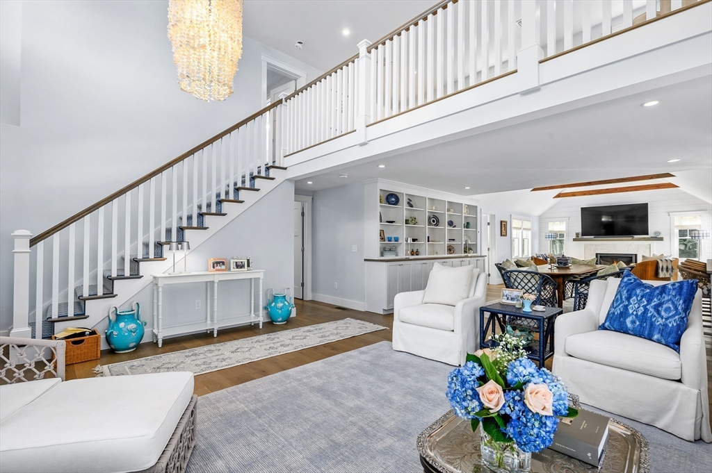 21 Cockachoiset Ln