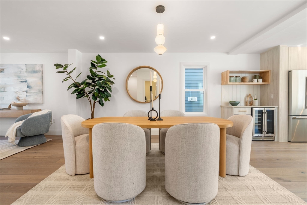 162 W Seventh Street