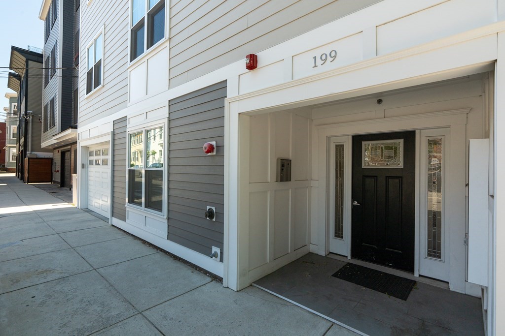 199 W 8th St # 6