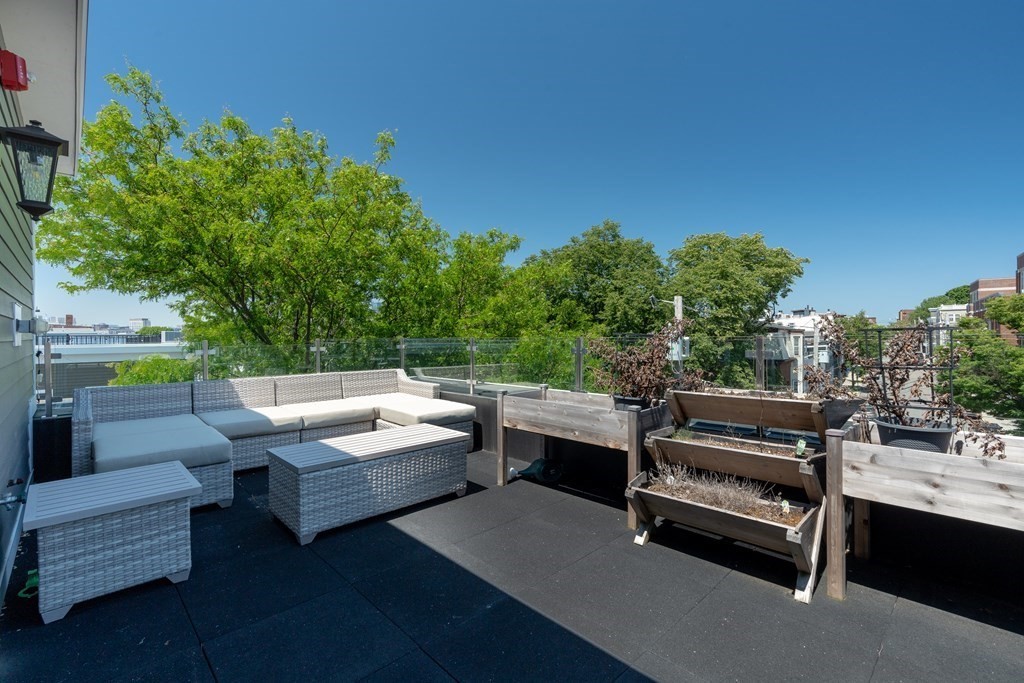 199 W 8th St # 6