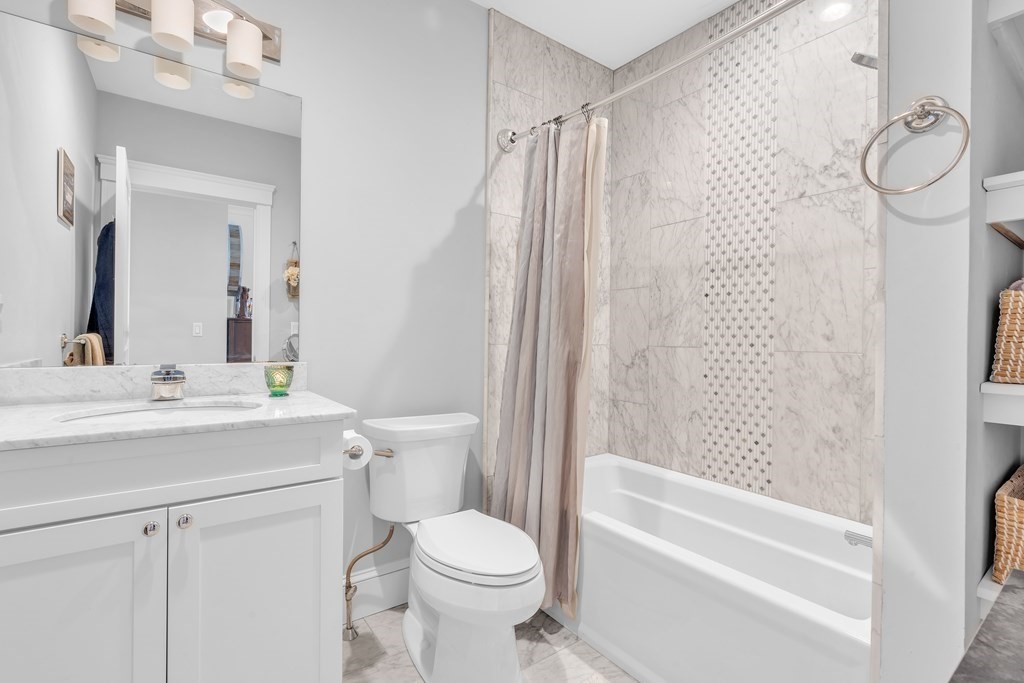 199 W 8th St # 6