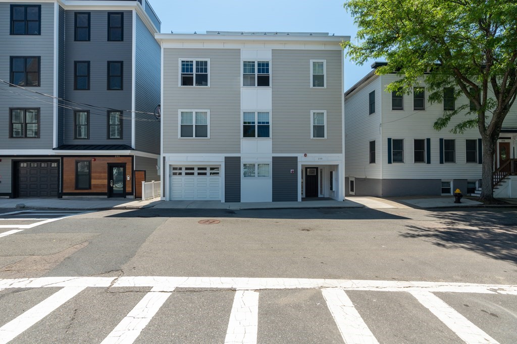 199 W 8th St # 6