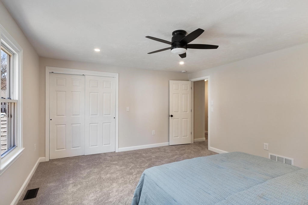 7 Samantha Ln # B