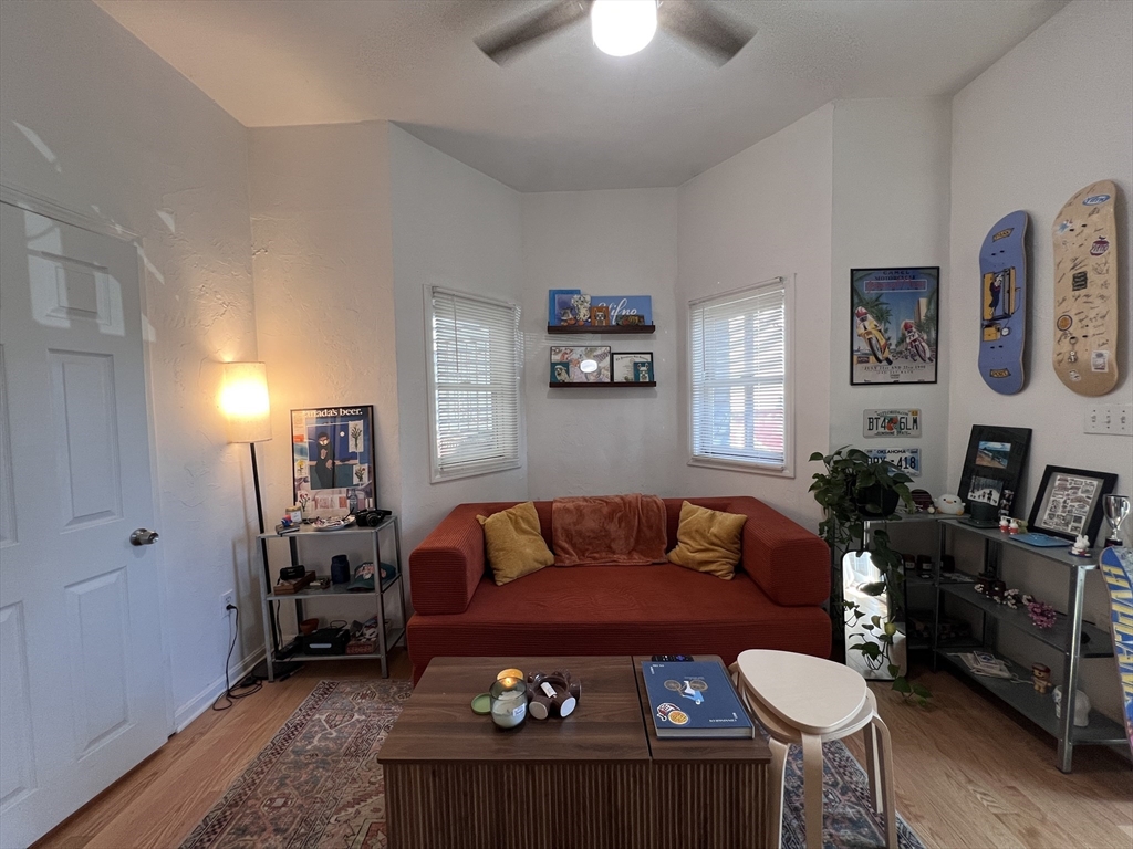 703 E Broadway # 2