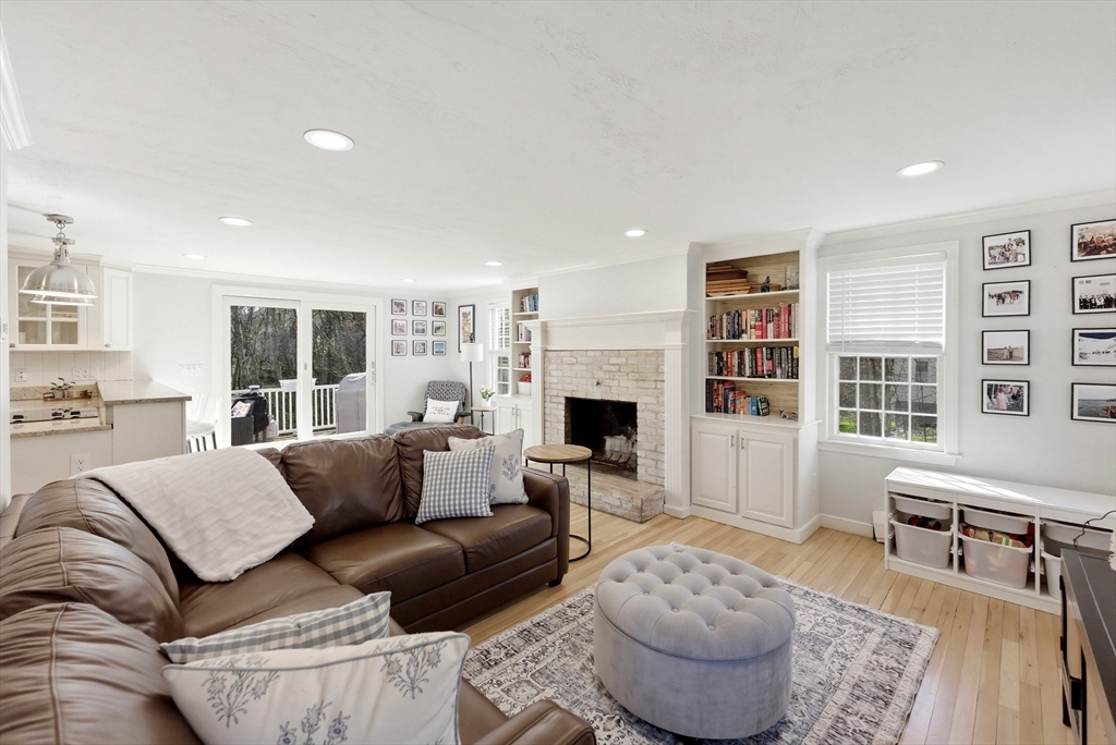 14 Minuteman Road