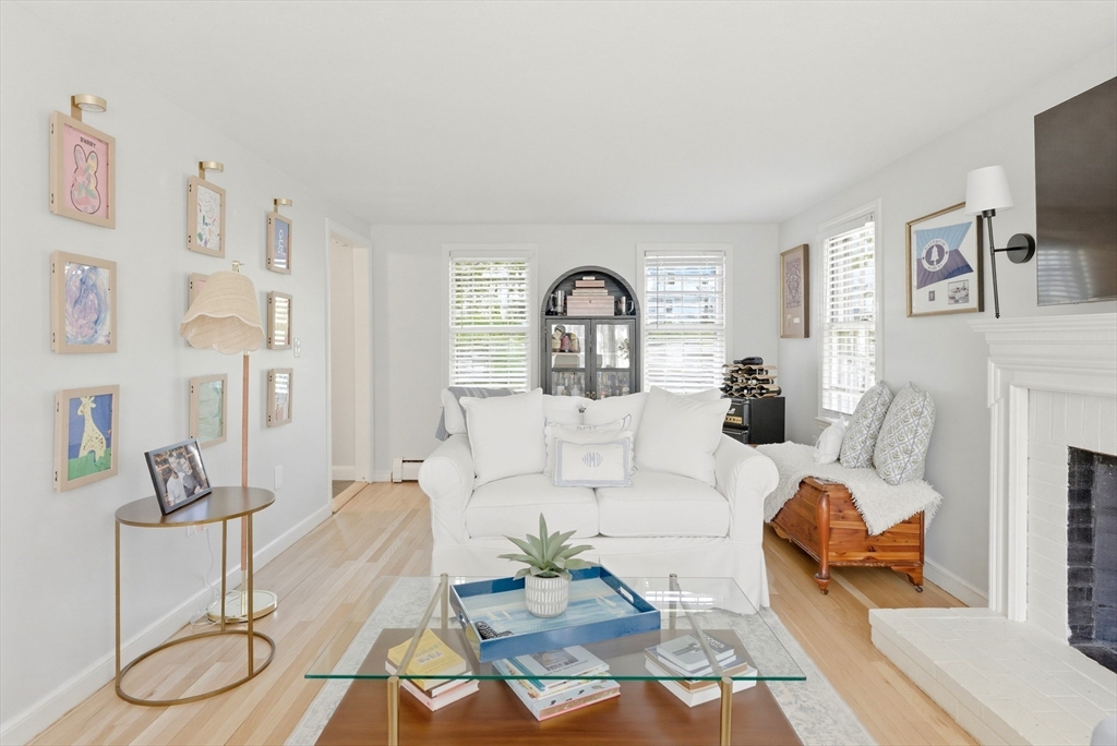 14 Minuteman Road