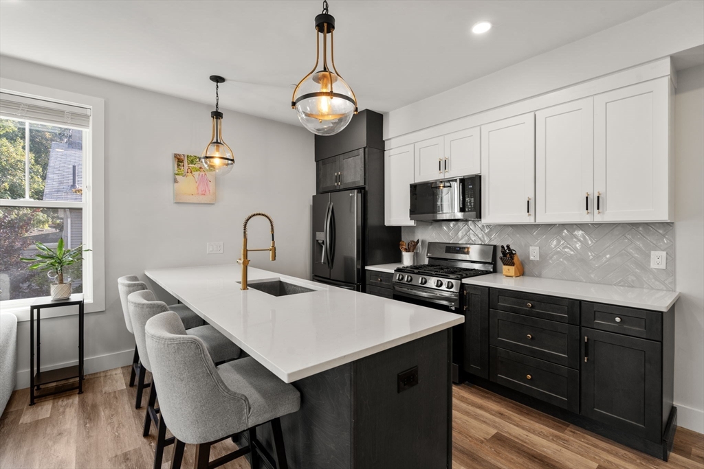 19 W Tremlett St # 4