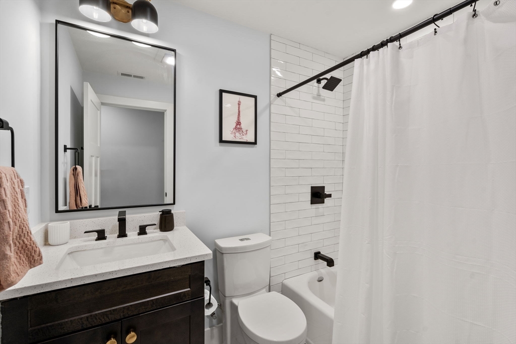 19 W Tremlett St # 4