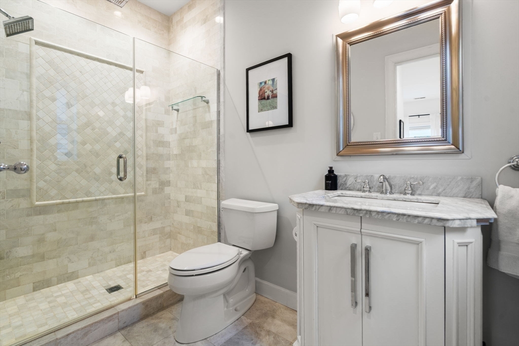 745 E Broadway # 3