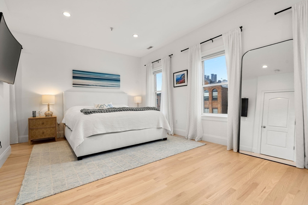 745 E Broadway # 3