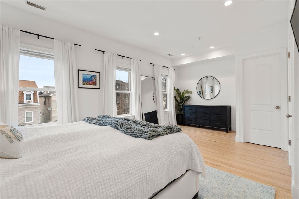 745 E Broadway # 3