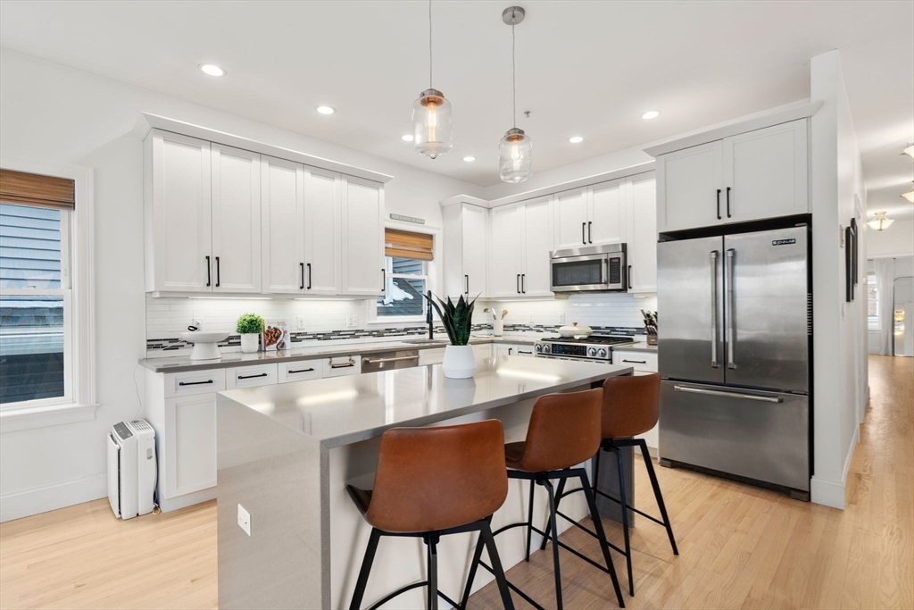 745 E Broadway # 3