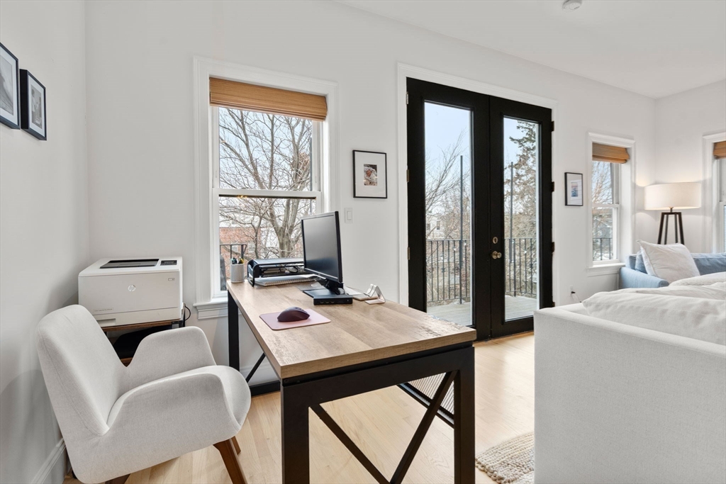 745 E Broadway # 3