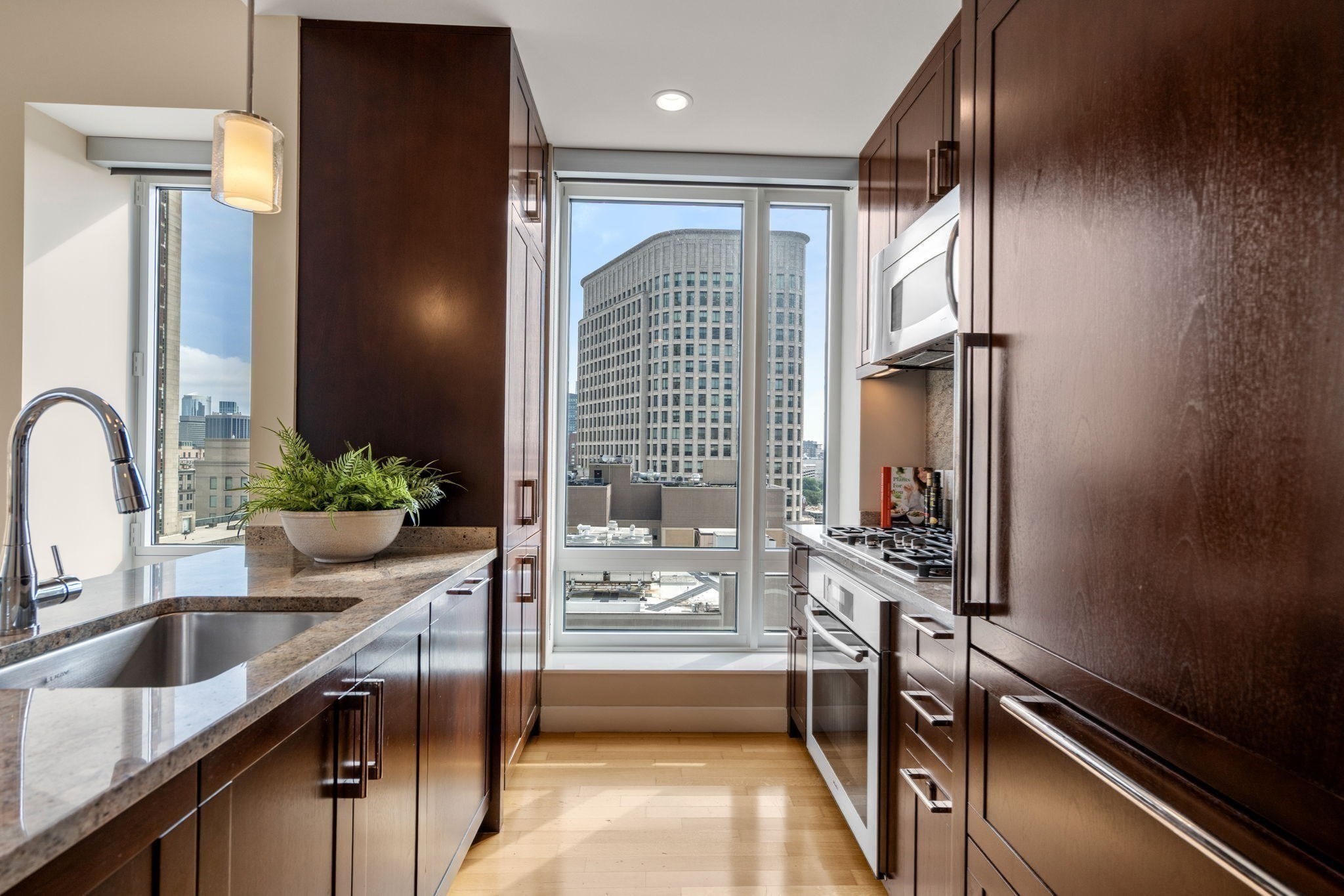 400 Stuart St # 16B