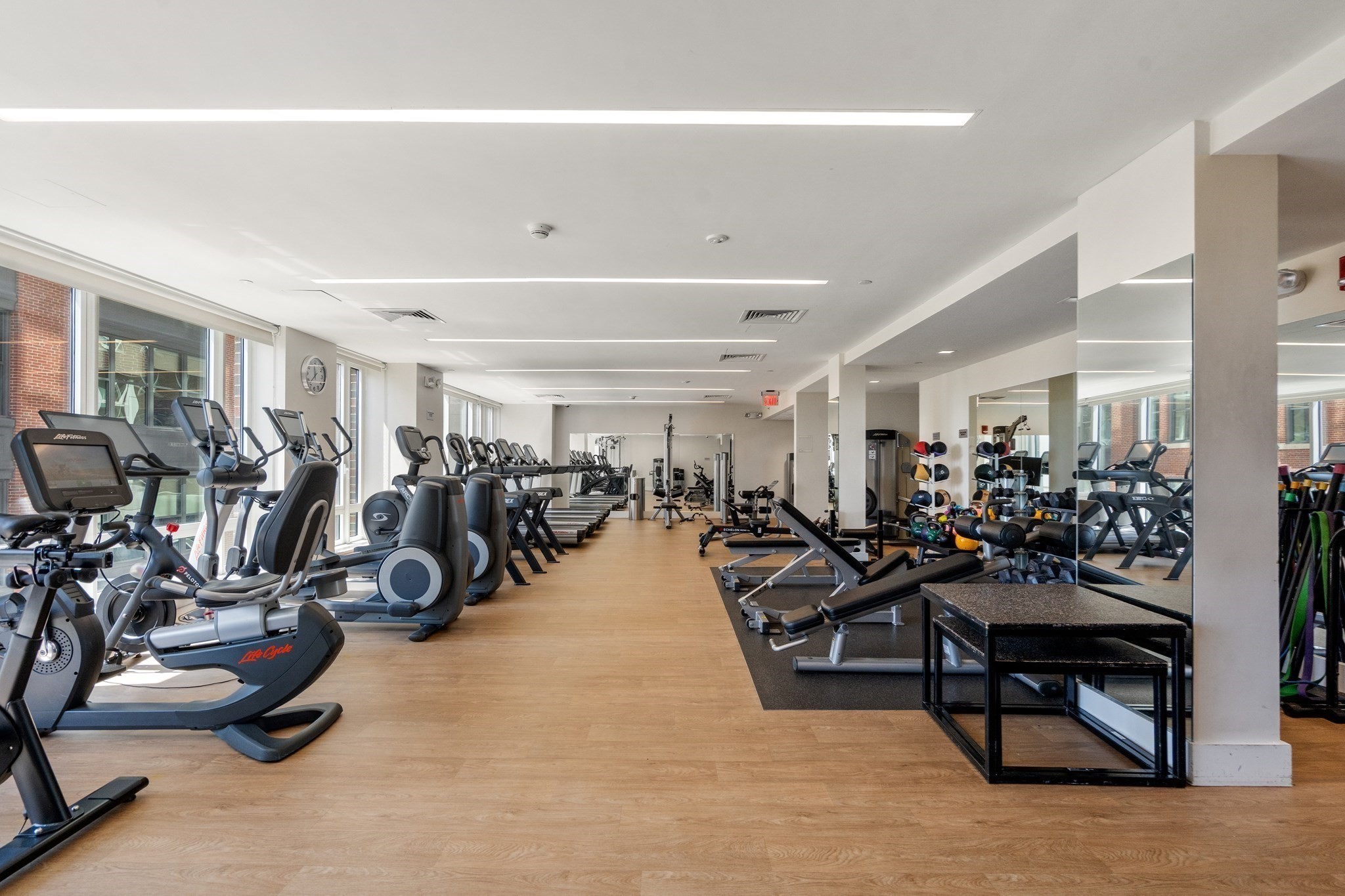 400 Stuart St # 16B