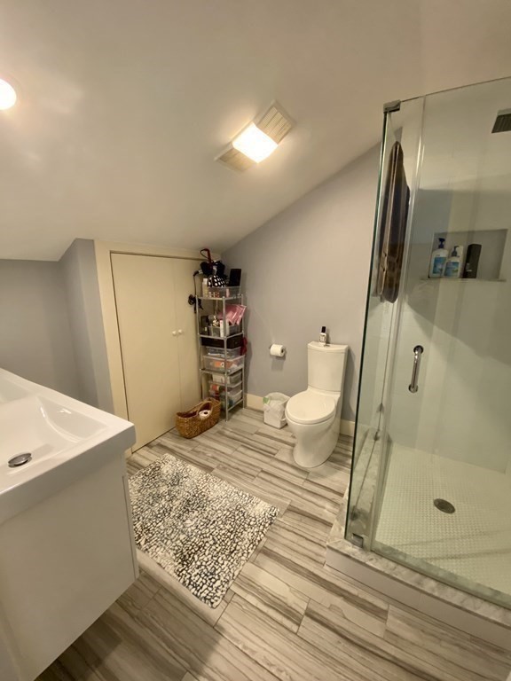 348 E St Unit: -