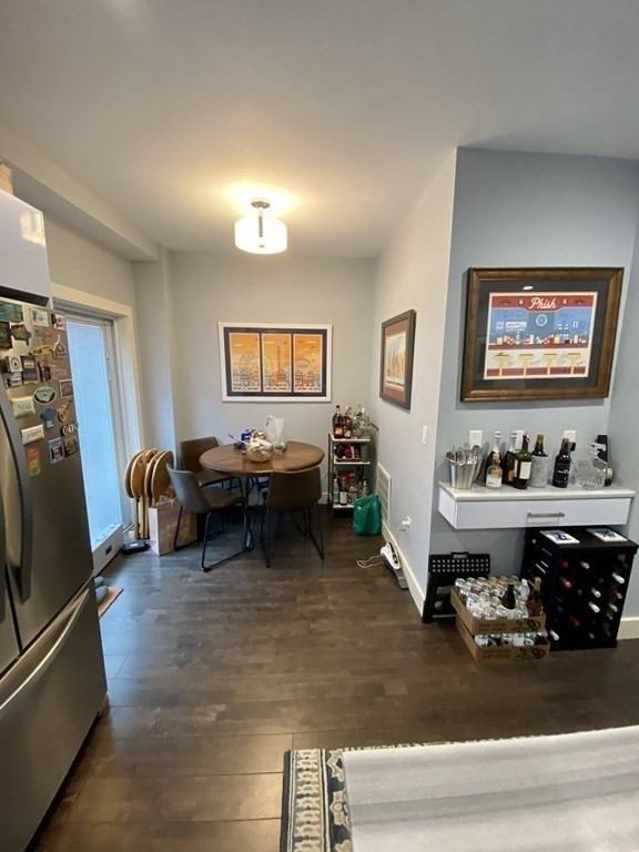 348 E St Unit: -