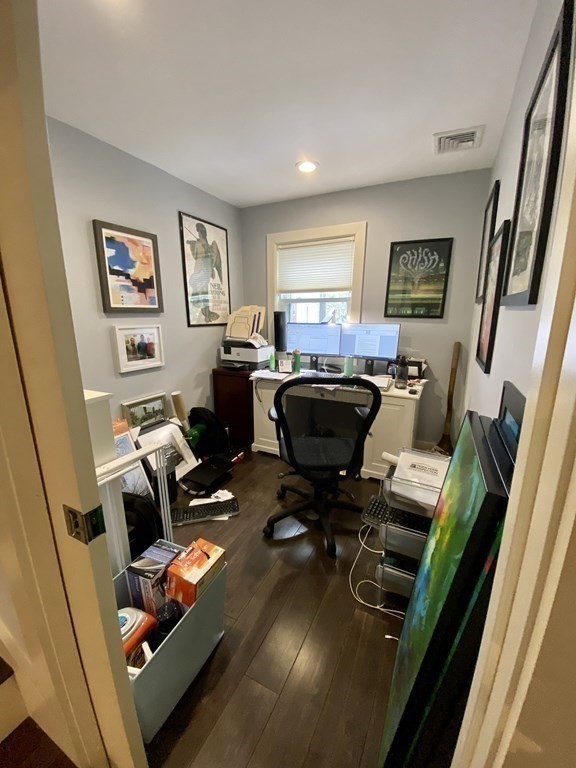 348 E St Unit: -