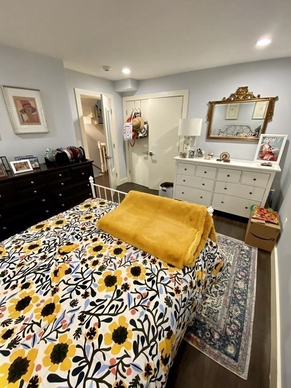 348 E St Unit: -