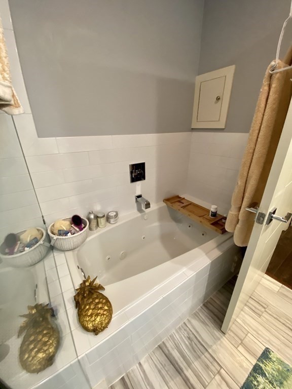 348 E St Unit: -