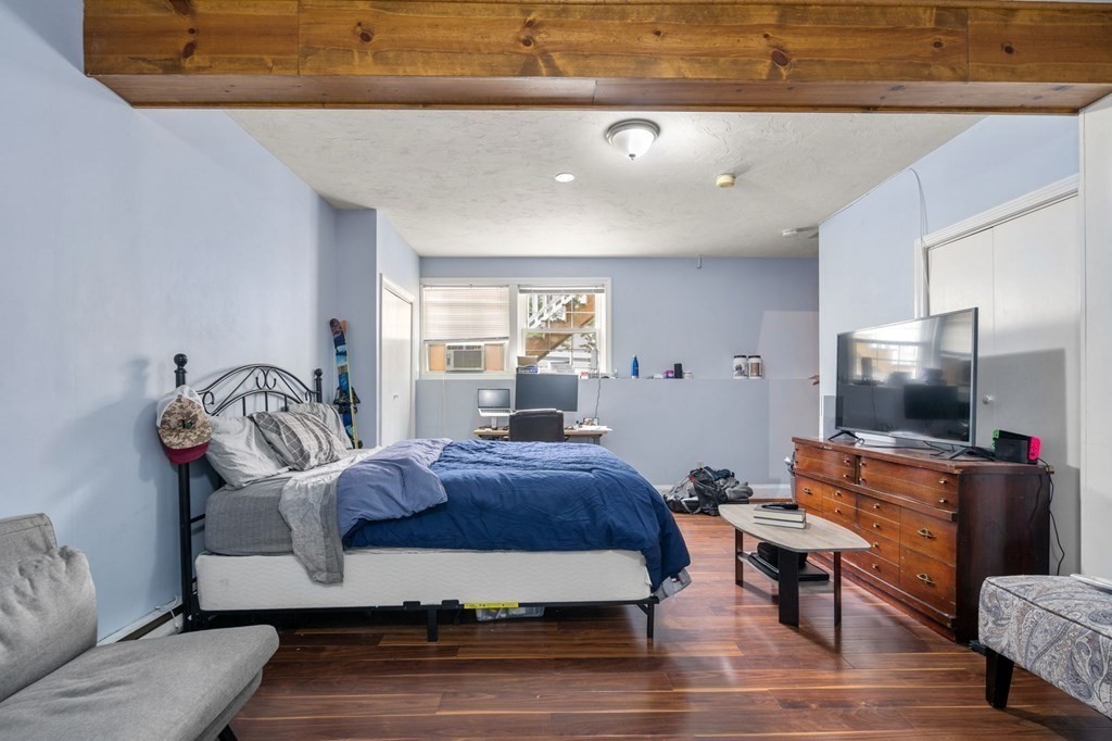 28 I St # 1