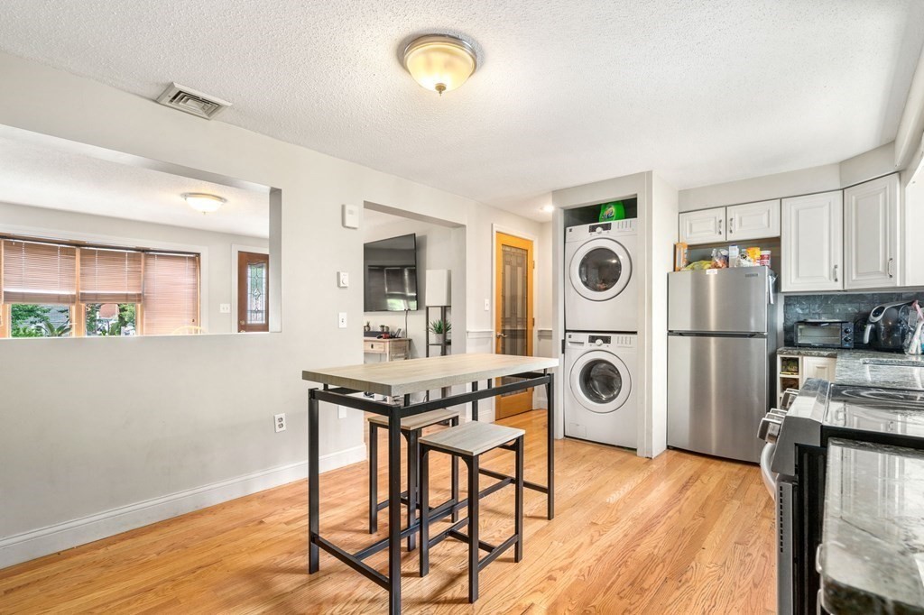 28 I St # 1
