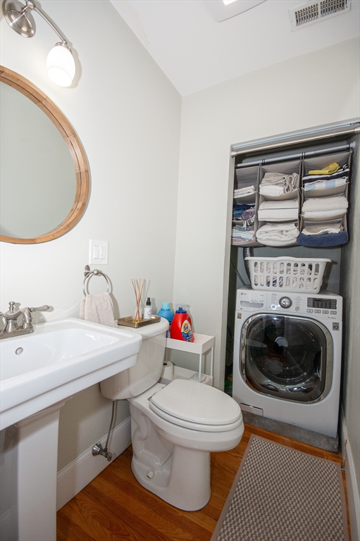 2 Burnham Pl # 2