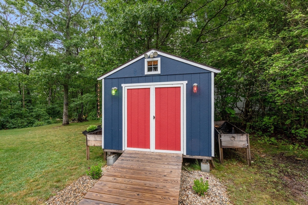 29 Silver Birch Ave