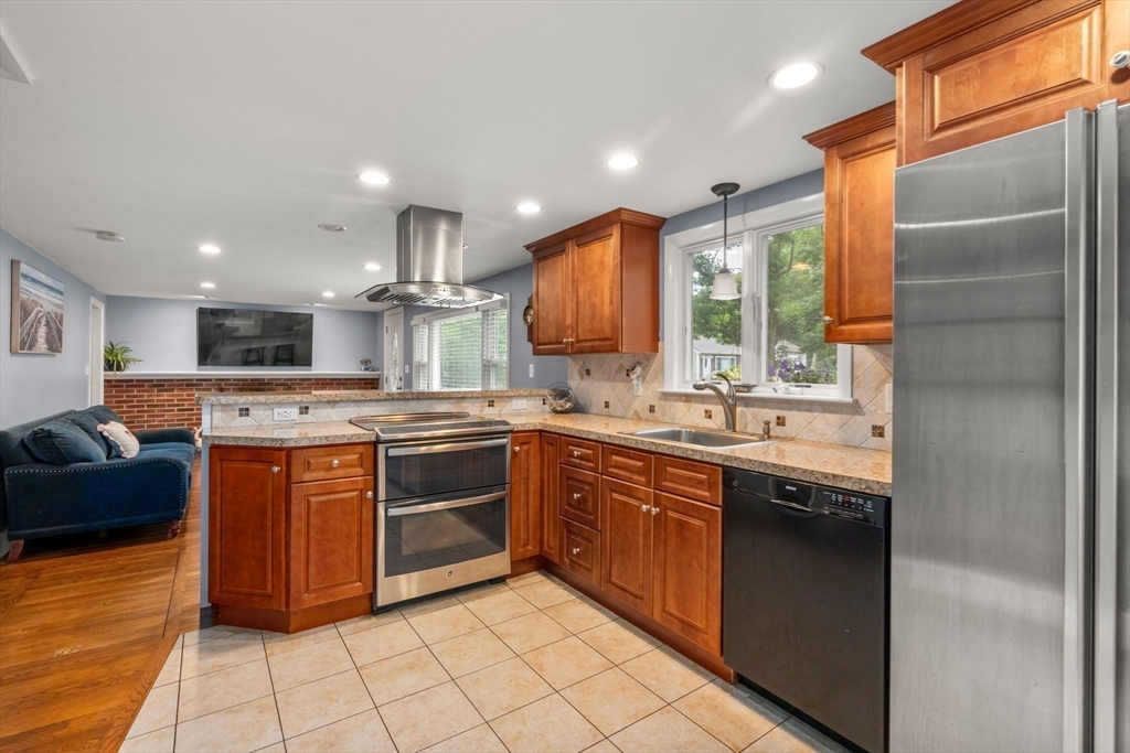 29 Silver Birch Ave