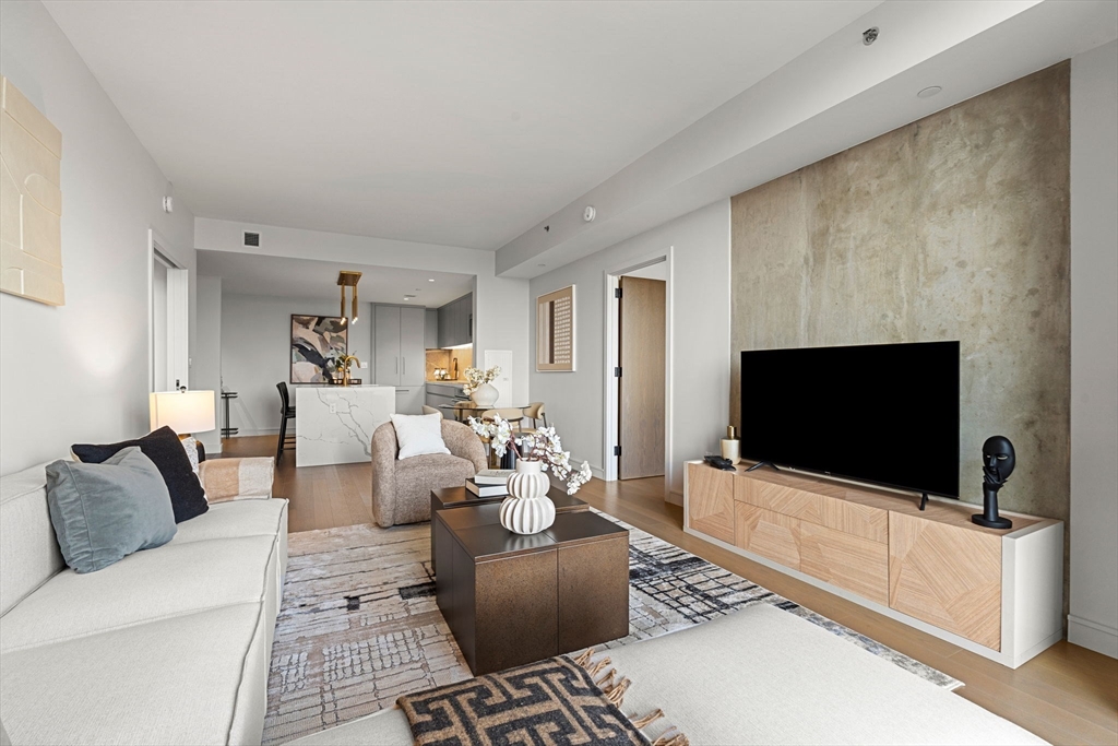 55 Lagrange St Unit: PH21C