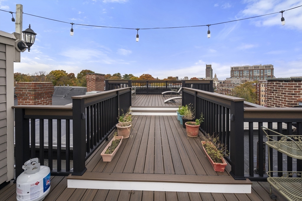 1011 Beacon St # 4