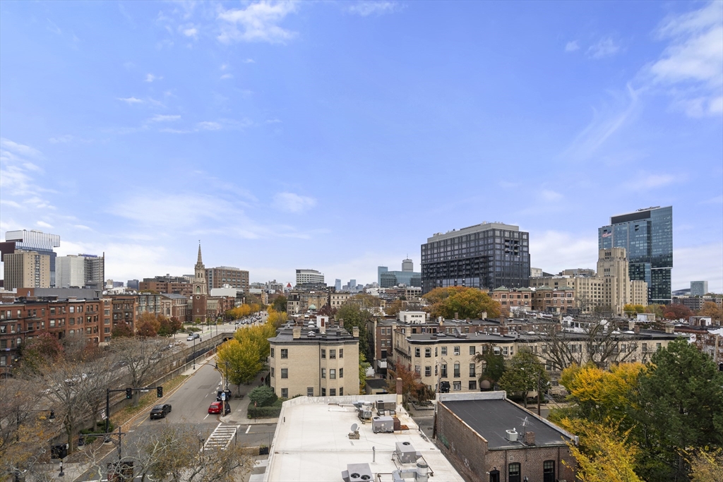 1011 Beacon St # 4