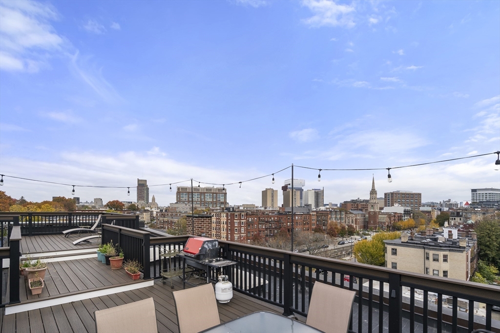 1011 Beacon St # 4