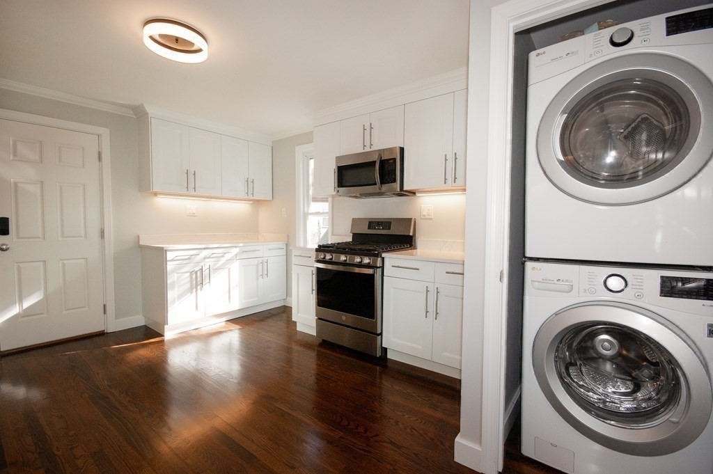 30 Thornley St # 2