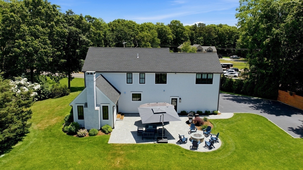 635 Santuit-Newtown Rd