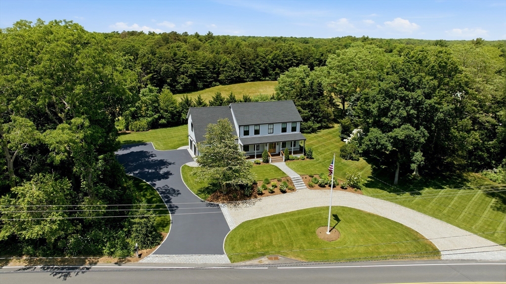 635 Santuit-Newtown Rd
