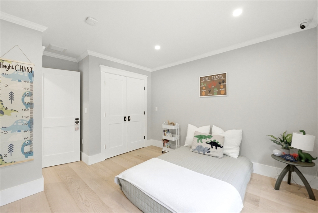 635 Santuit-Newtown Rd