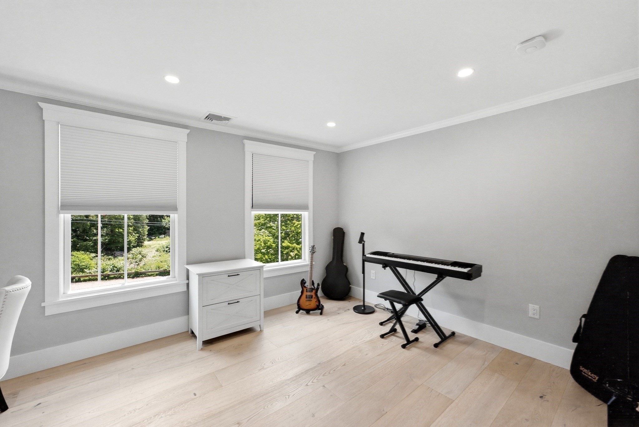 635 Santuit-Newtown Rd