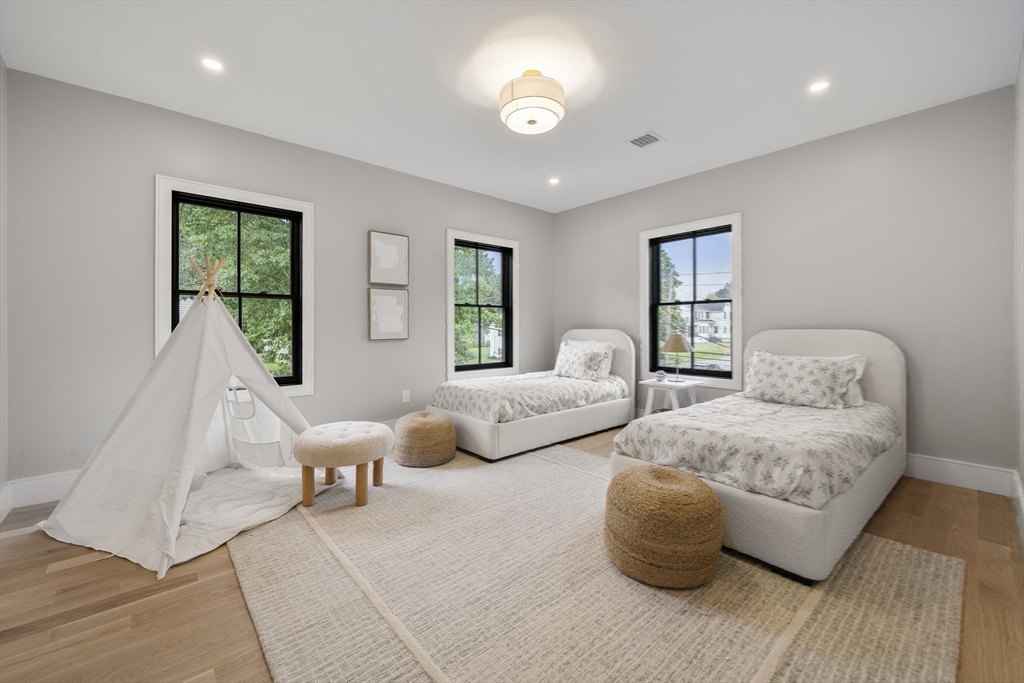 33 Harbor View Park