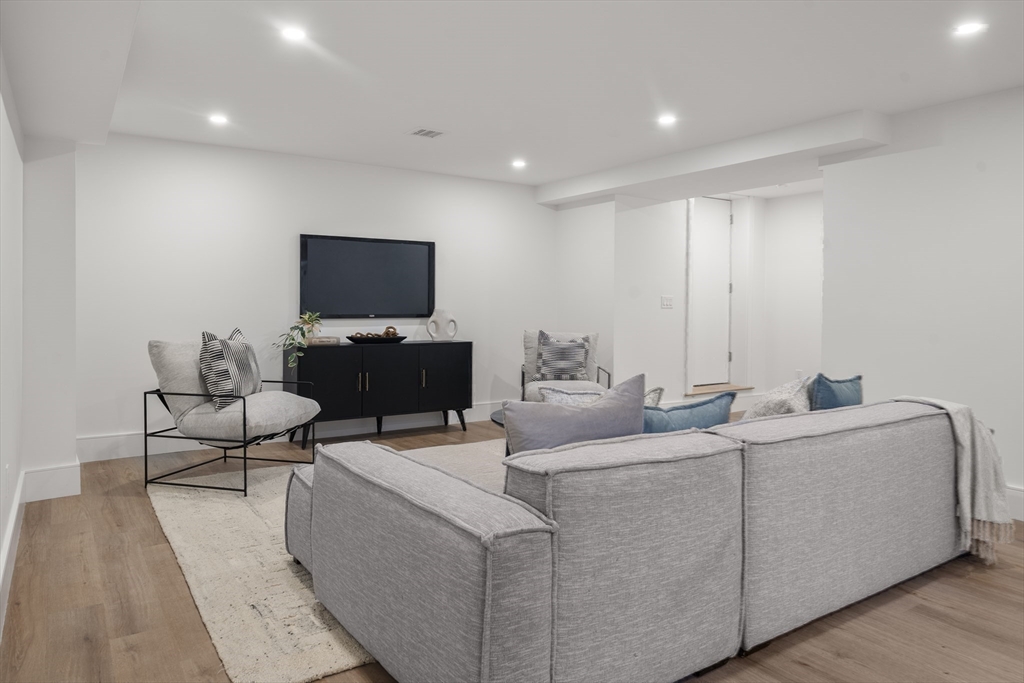 33 Harbor View Park