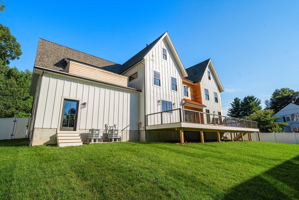 33 Harbor View Park