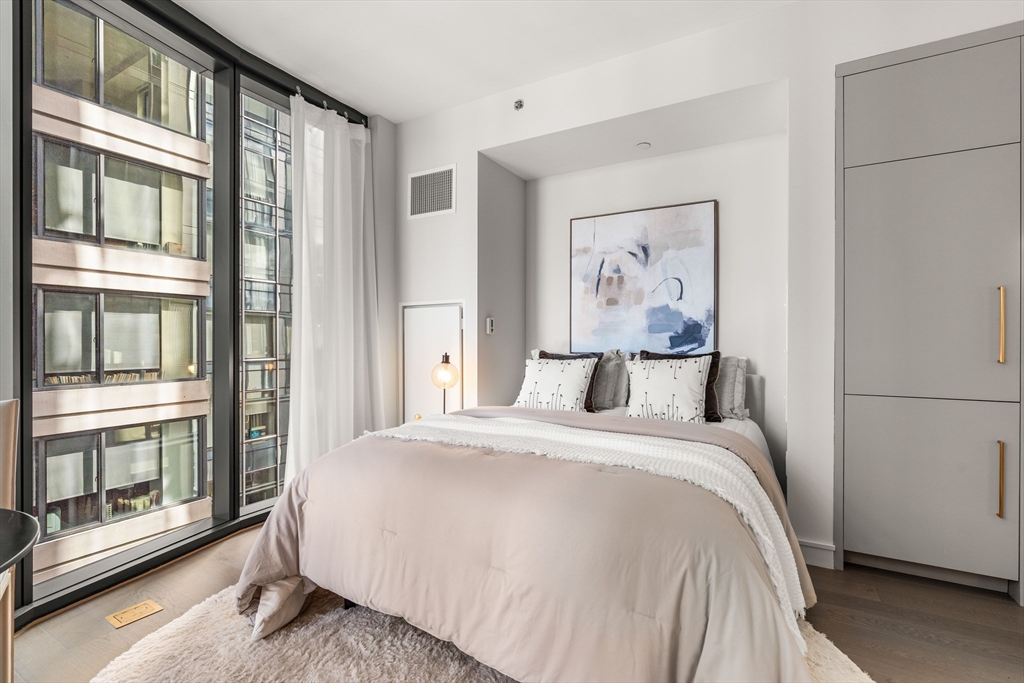 55 Lagrange St # 1201