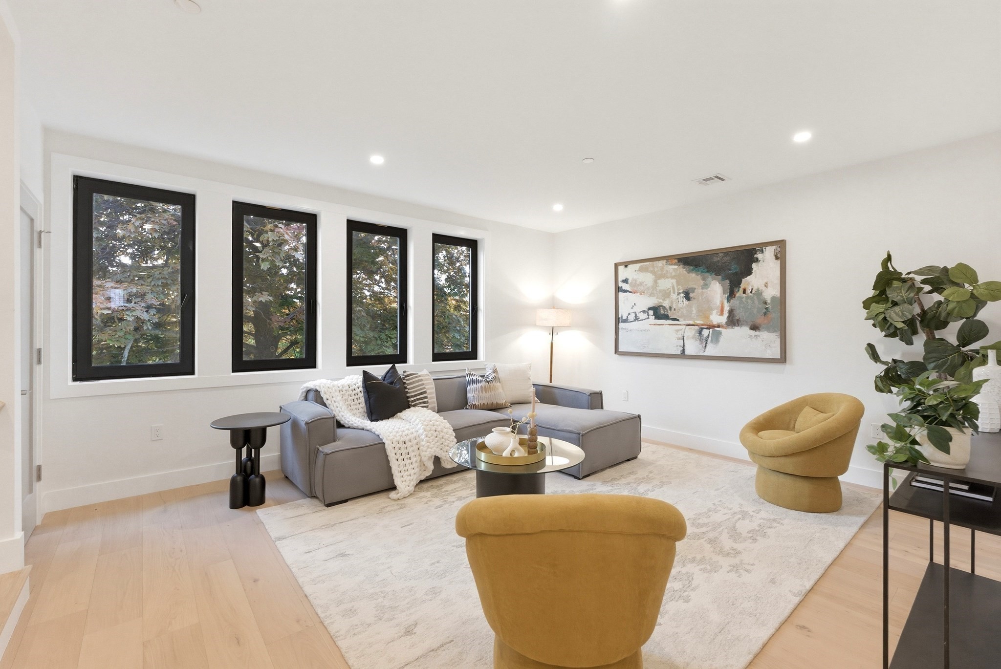213 Tudor Street # 3