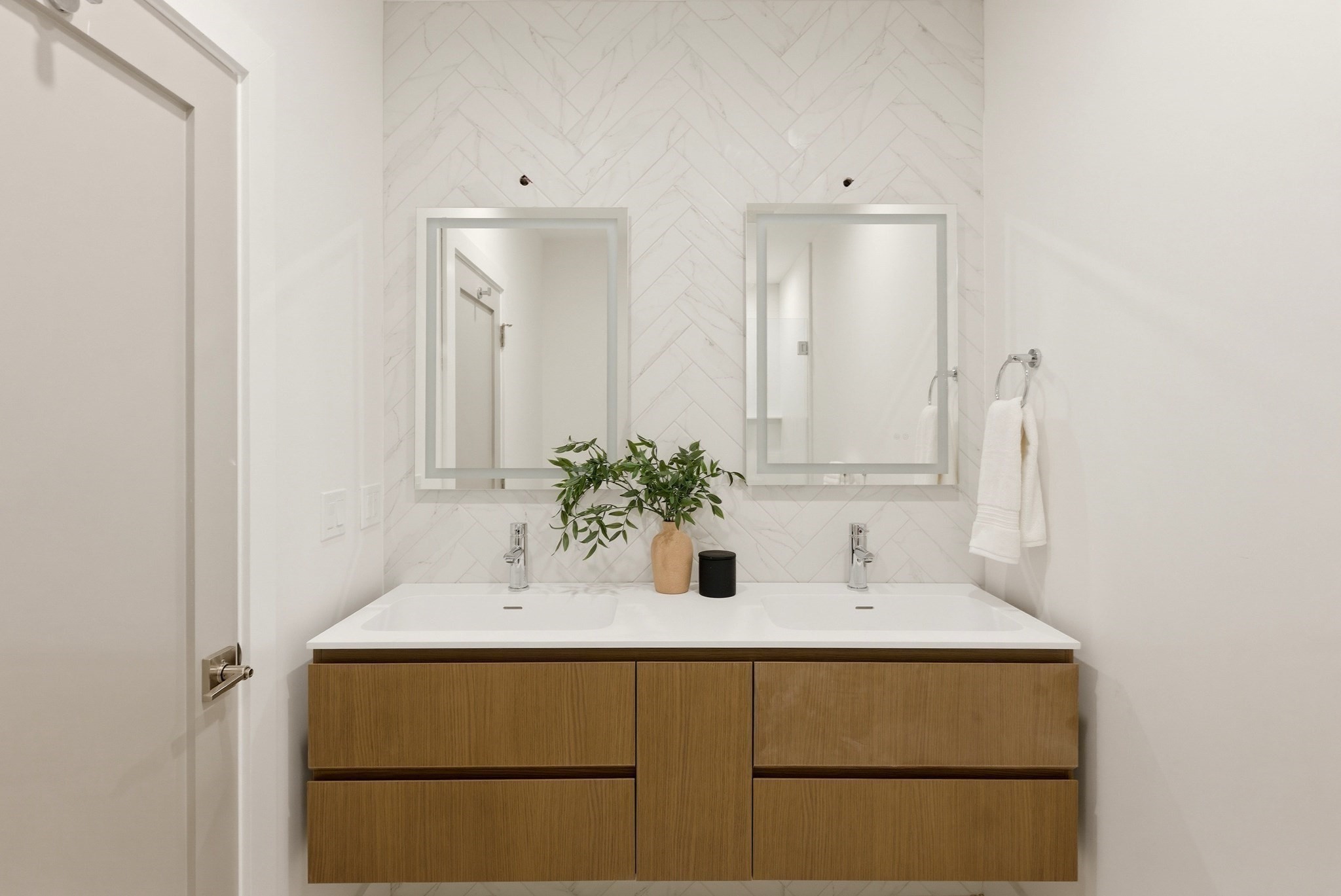 213 Tudor Street # 3